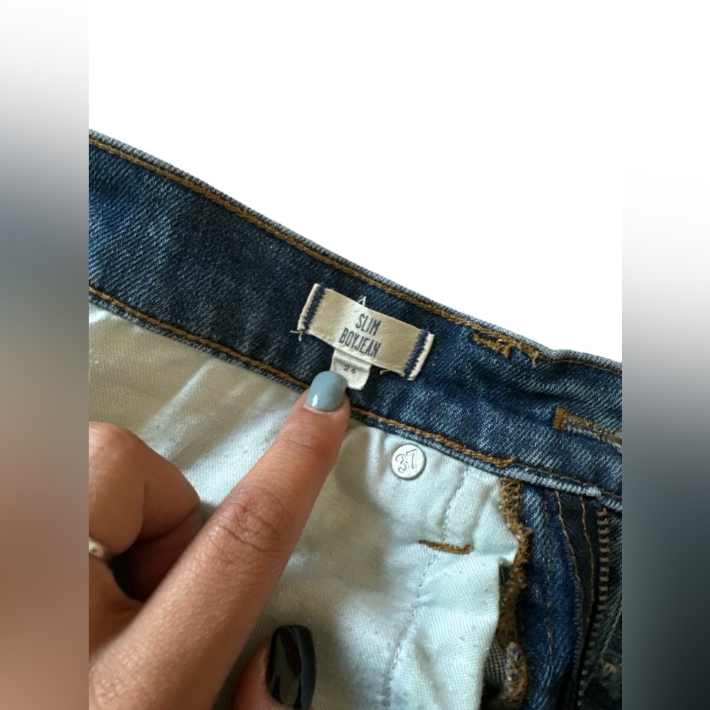 Madewell Distressed Medium/ Dark Wash Slim‎ Boy Jean, Size 24 - Picture 10 of 10